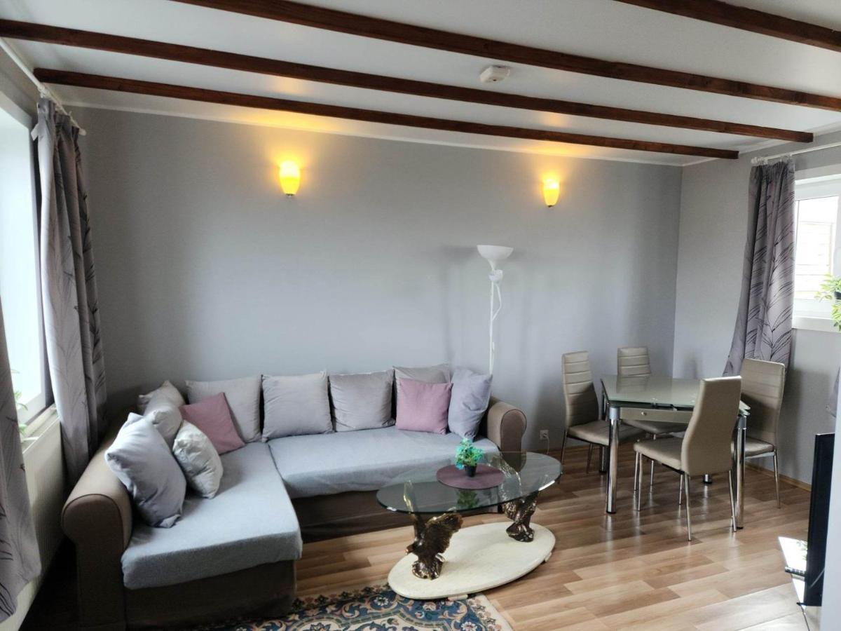 Guesthouse Kiljan ブリョンドゥオース エクステリア 写真