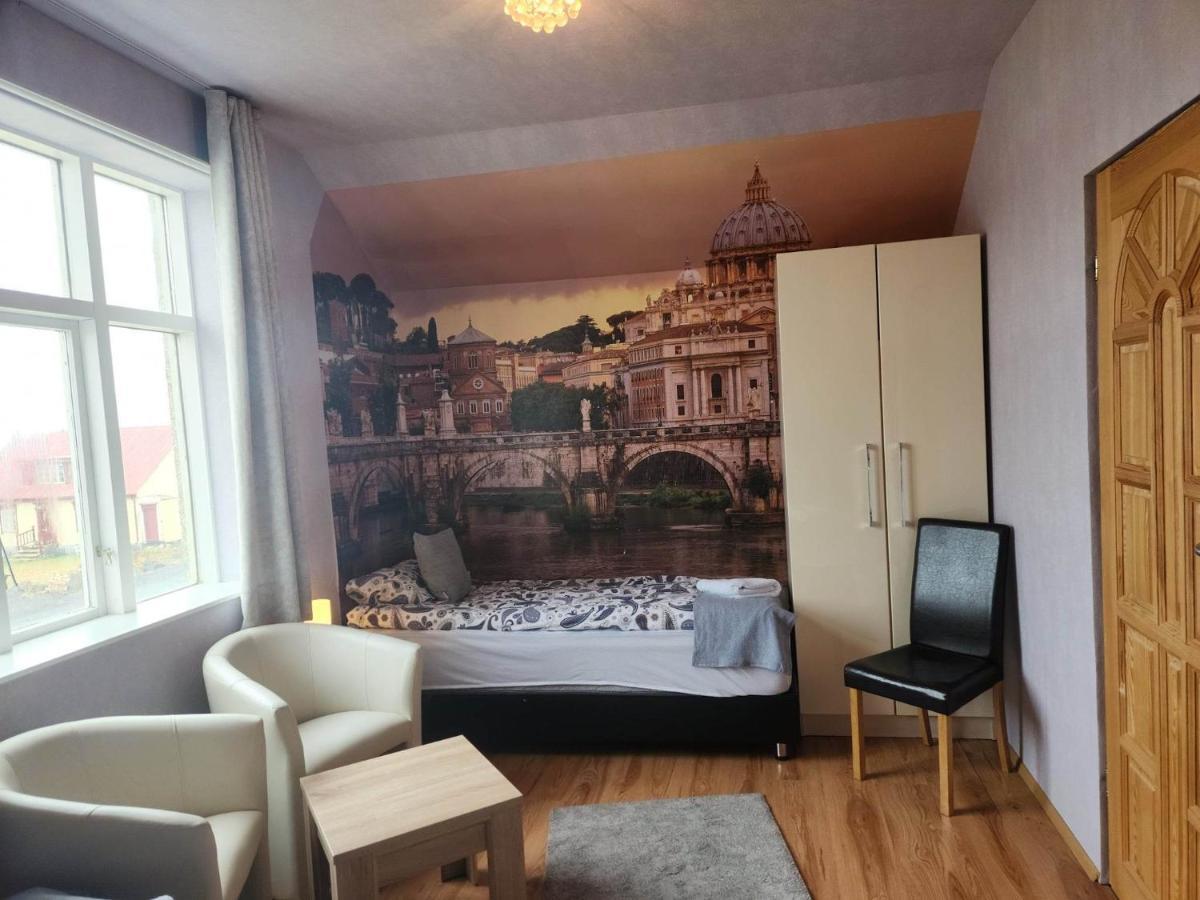 Guesthouse Kiljan ブリョンドゥオース エクステリア 写真