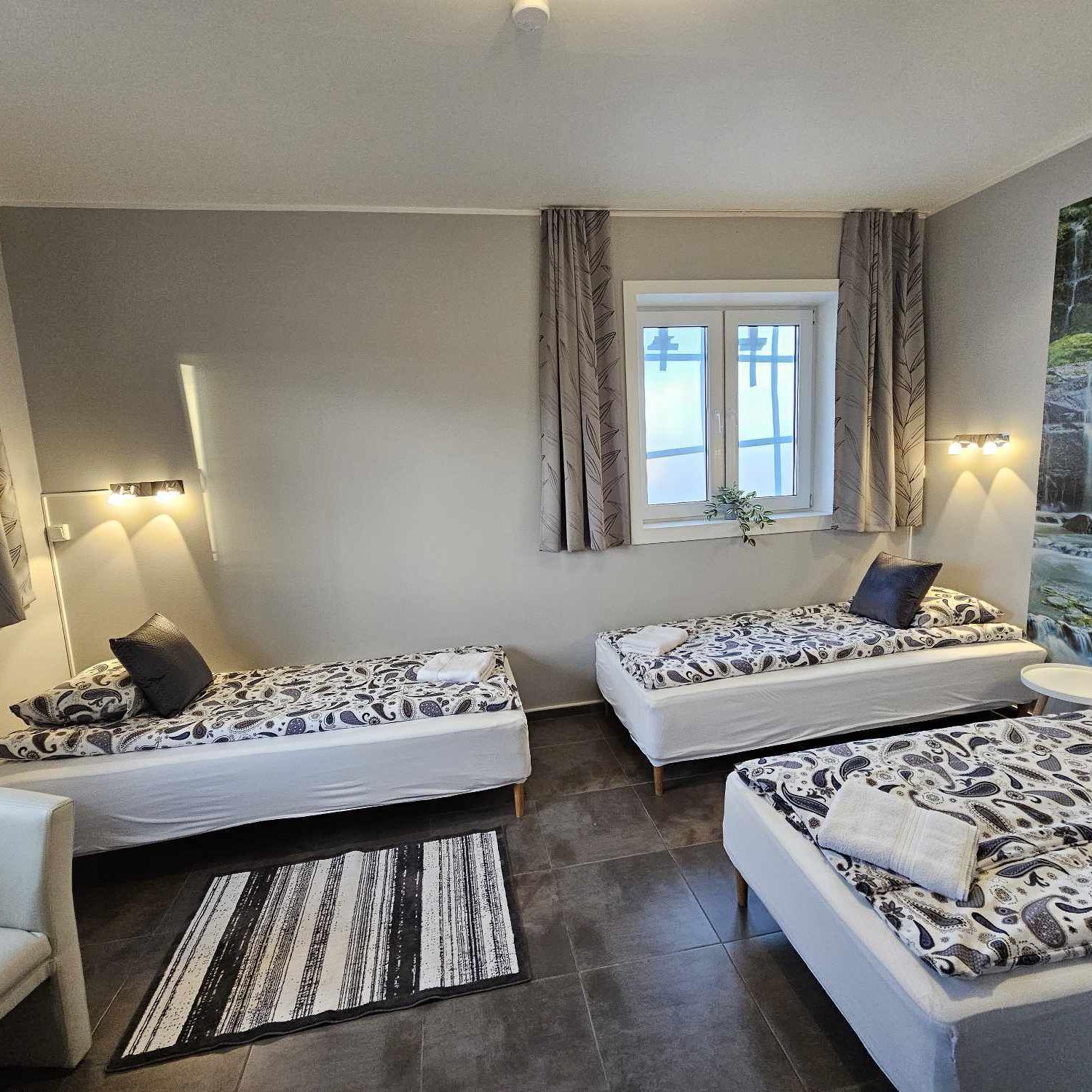 Guesthouse Kiljan ブリョンドゥオース エクステリア 写真