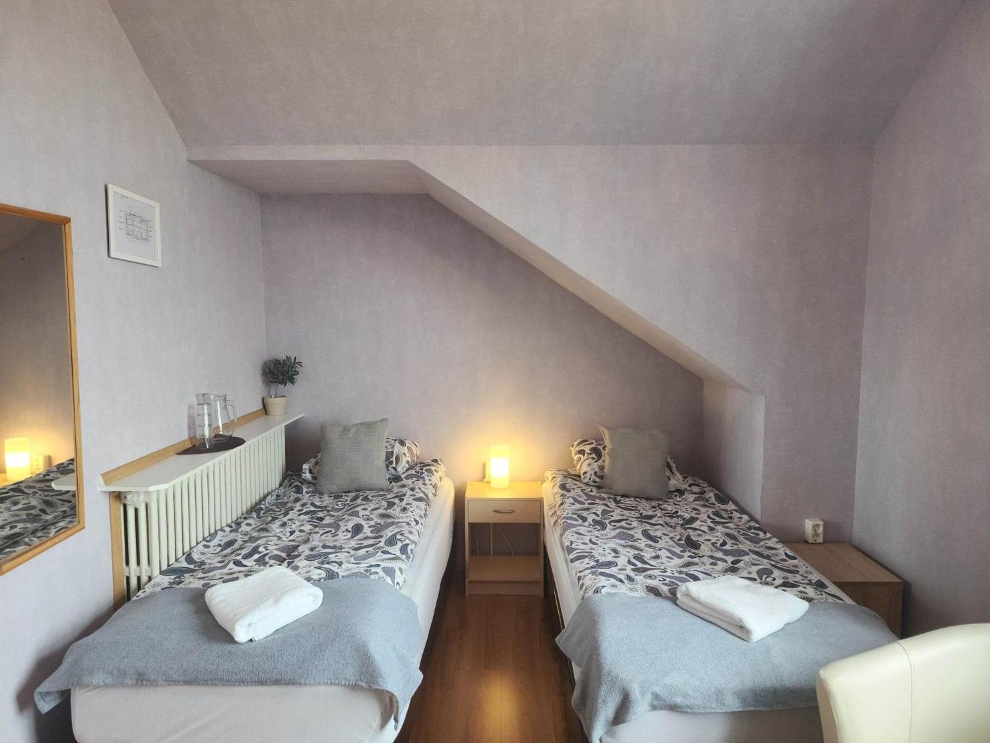 Guesthouse Kiljan ブリョンドゥオース 部屋 写真